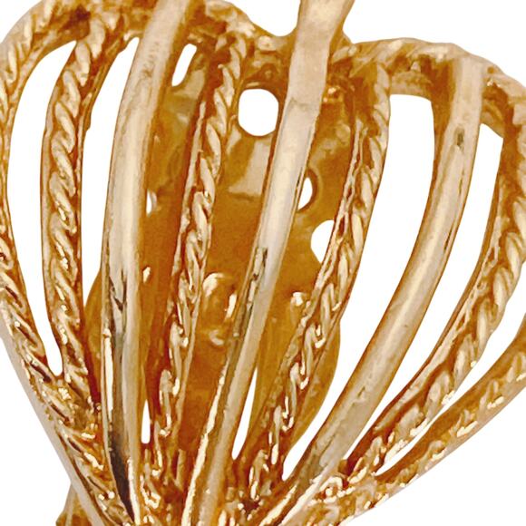 Vintage 1960s Heart Clip On Earrings Mid Century Gold Tone Sculptural Jewelry - Picture 3 of 11